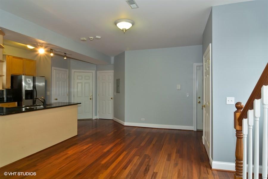 1540 N Claremont – photo 4