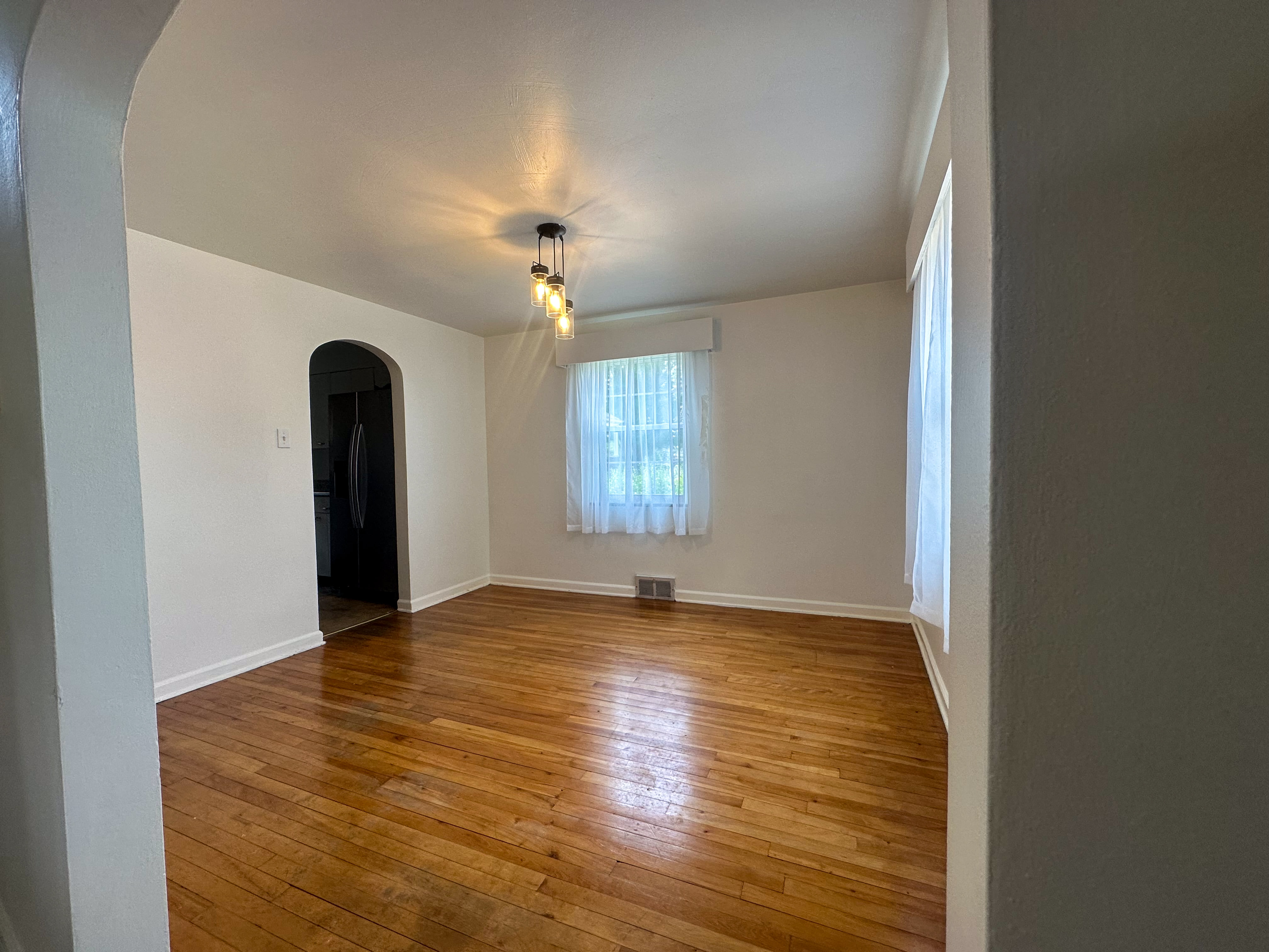 1920 James Street – photo 5