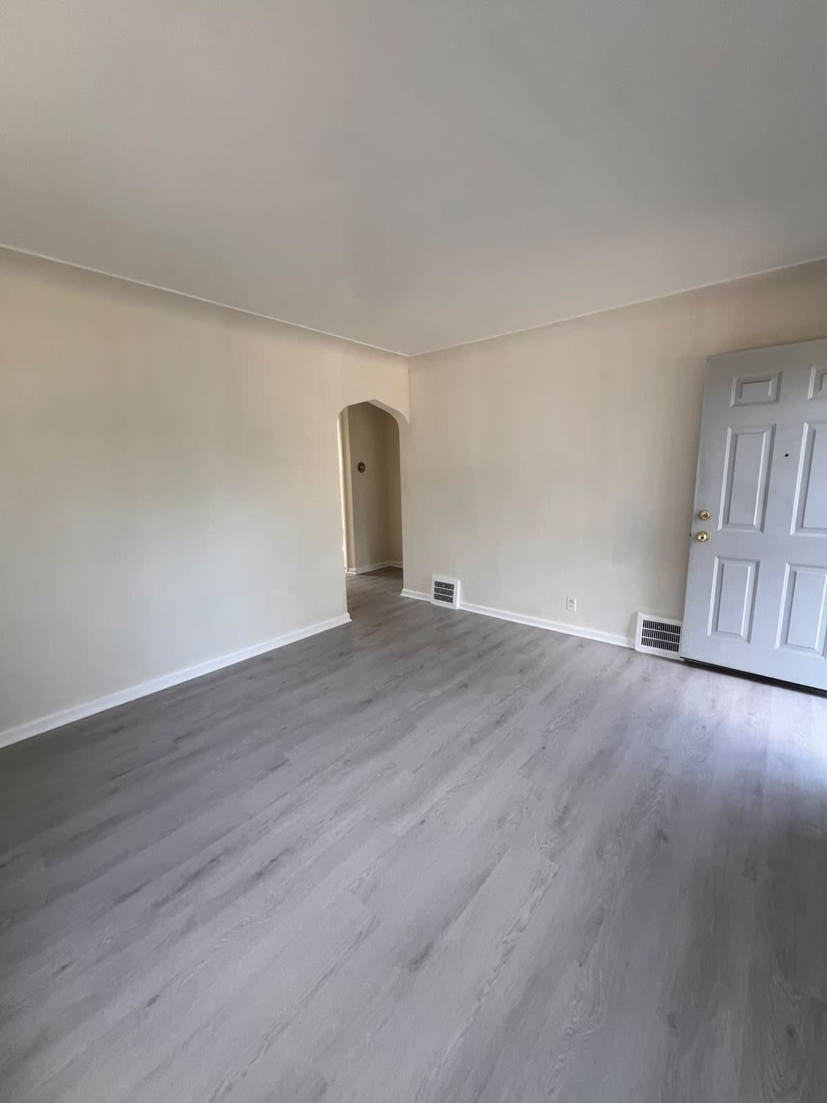 18433 Conley Street – photo 3