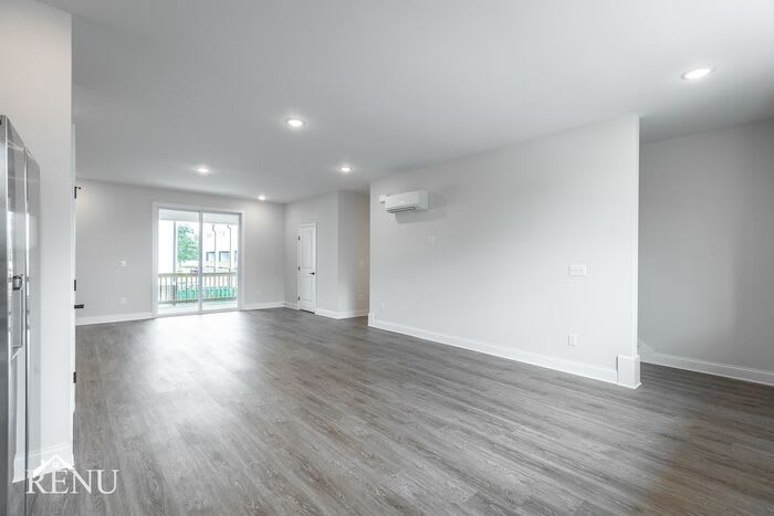5687 Sofias Circle – photo 5