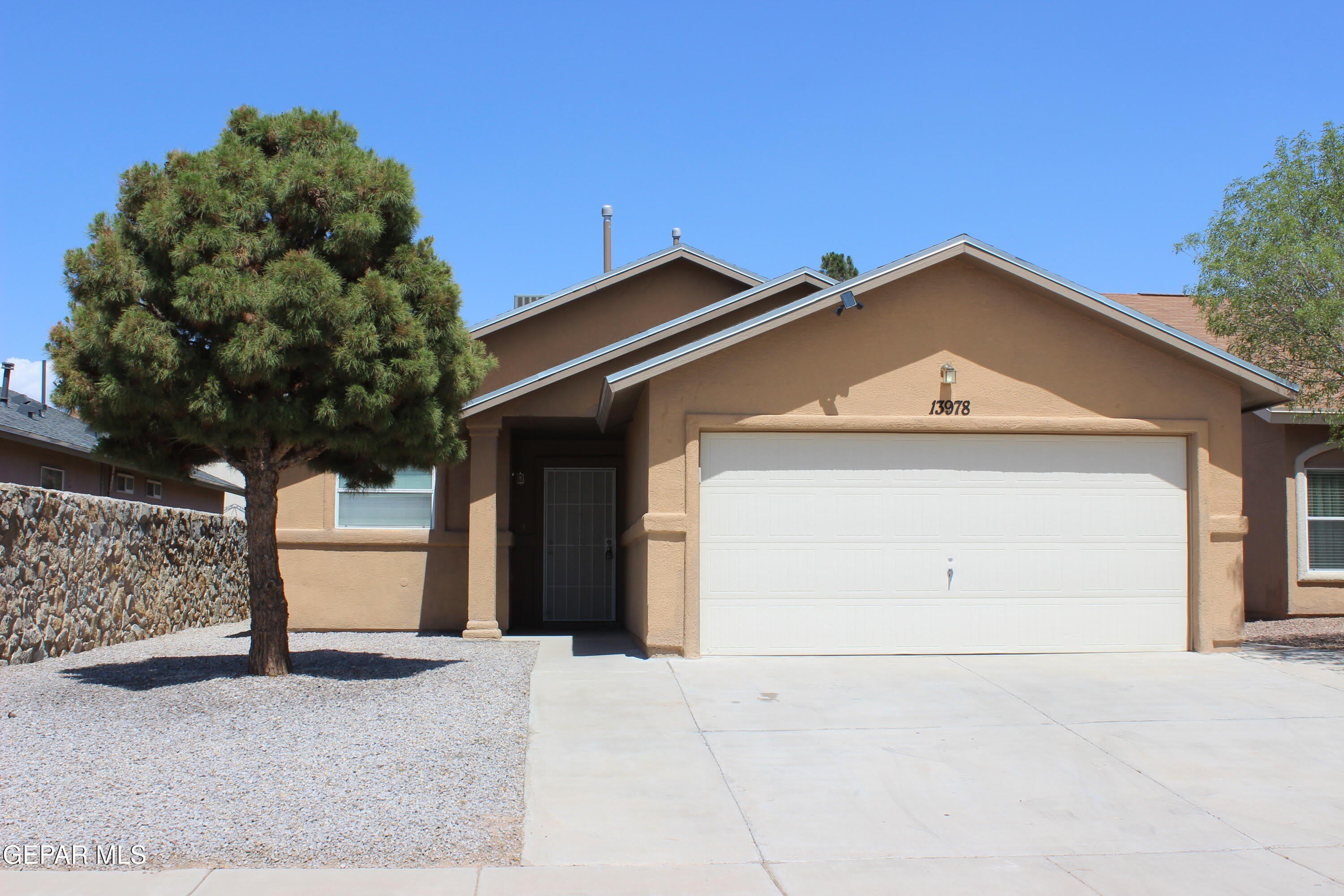 13978 VAQUERO ROCK Drive – photo 3