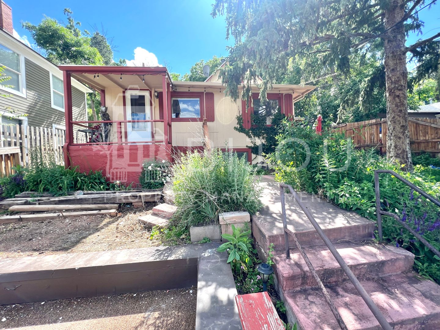Charming Manitou Home – photo 3