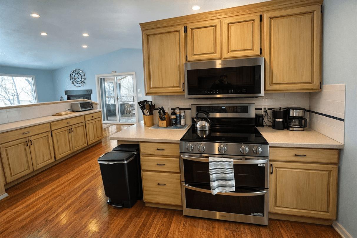 2470 Crooked Lake Rd – photo 4