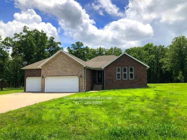 Over 2 000 Sqft On One Level – photo 1
