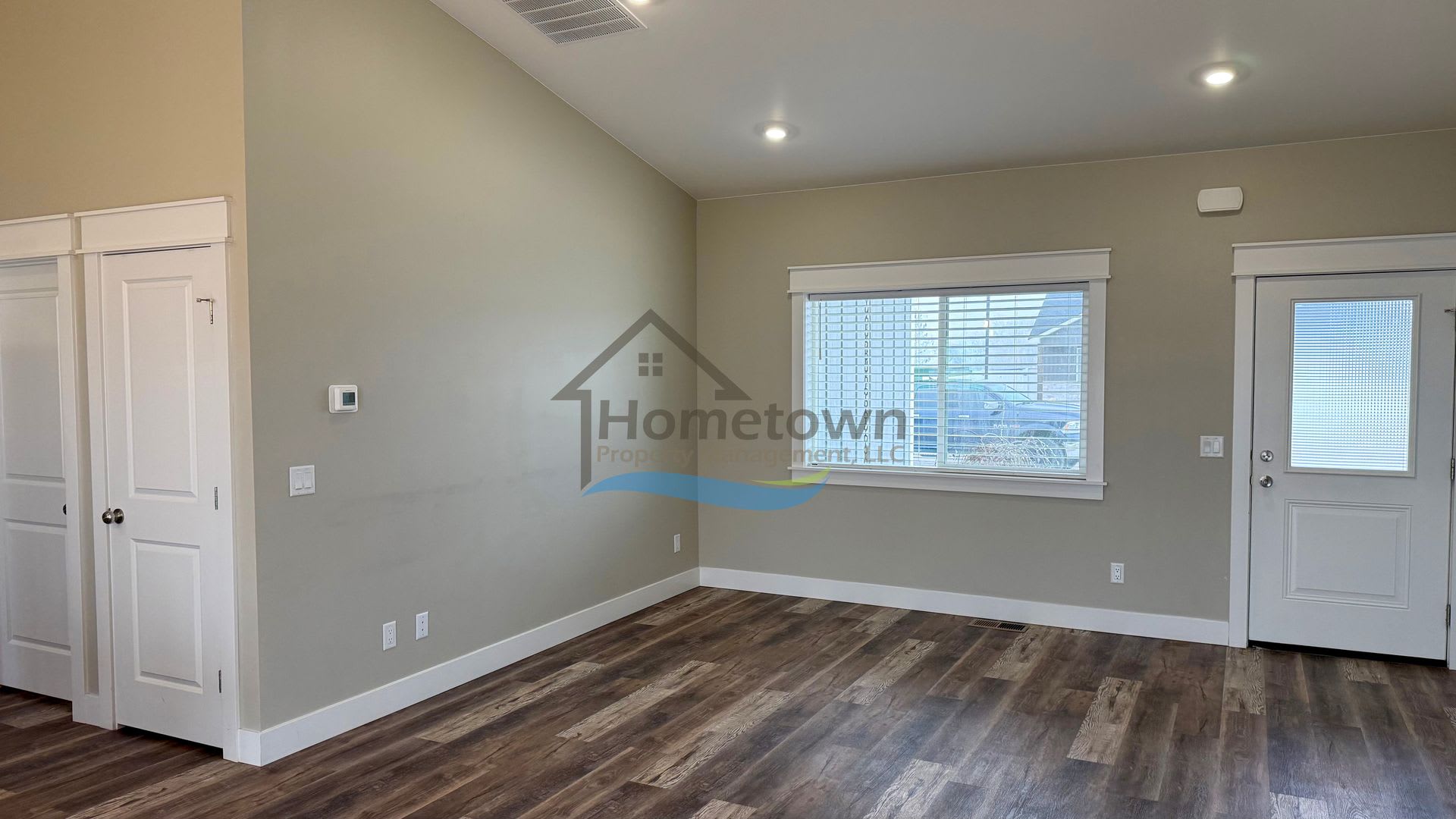 Spacious 4 Bedroom 2 Bath Home In South Hill Subdivision Burley Id – photo 3