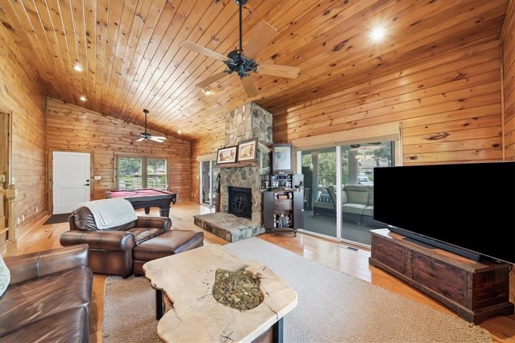 6340 Reives Road – photo 2