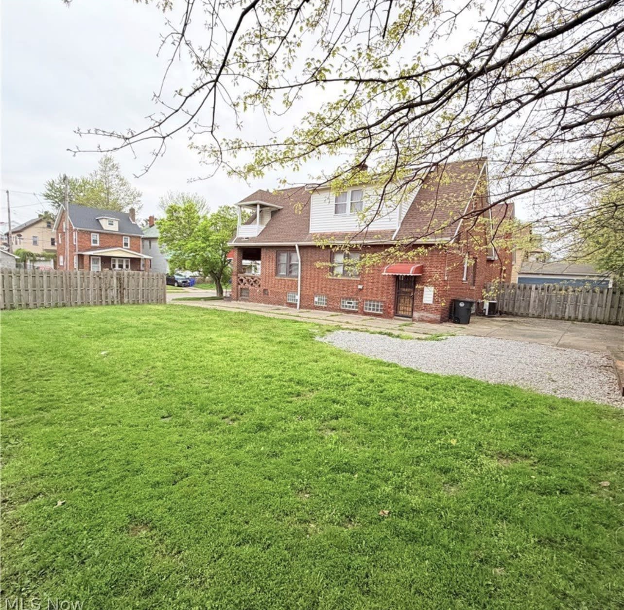 895 Rondel Rd – photo 3