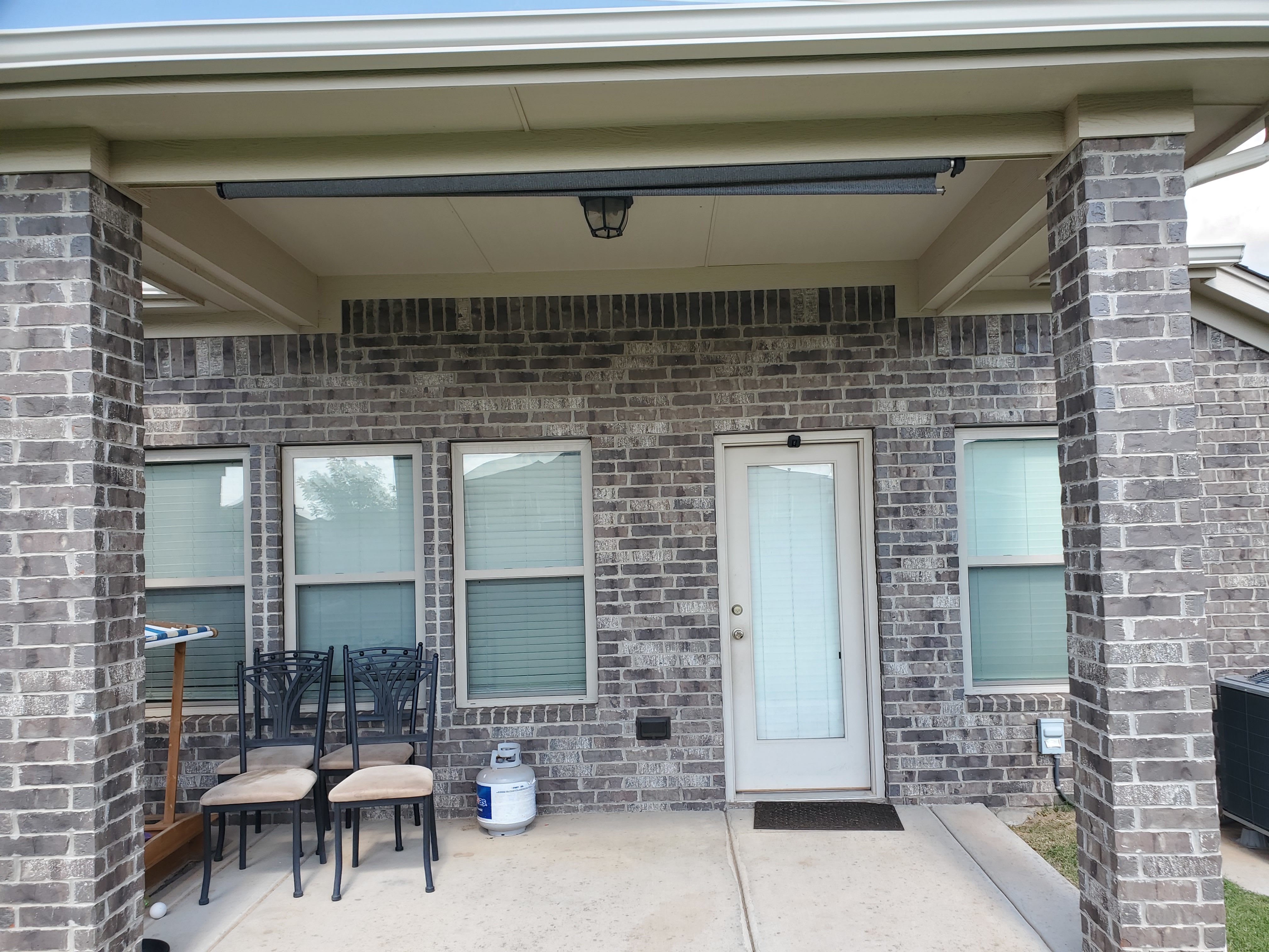 15729 Capulet Dr – photo 2