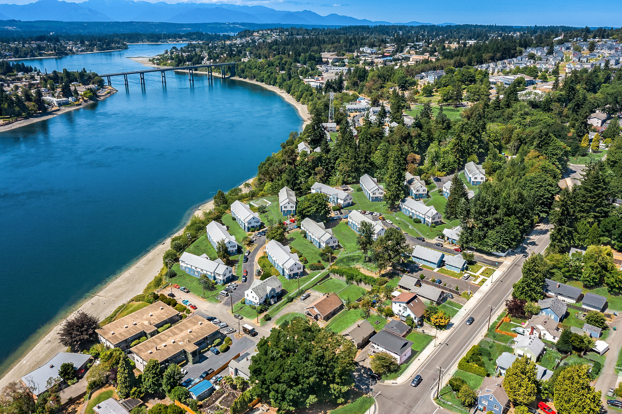View at Manette – photo 5
