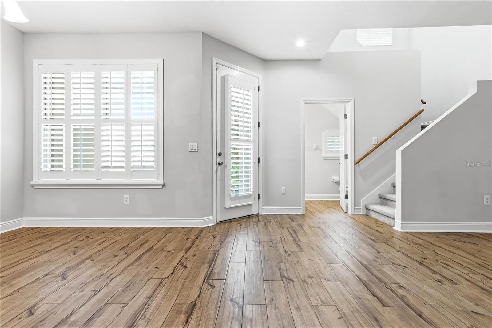 14606 BOURNEMOUTH Road – photo 5