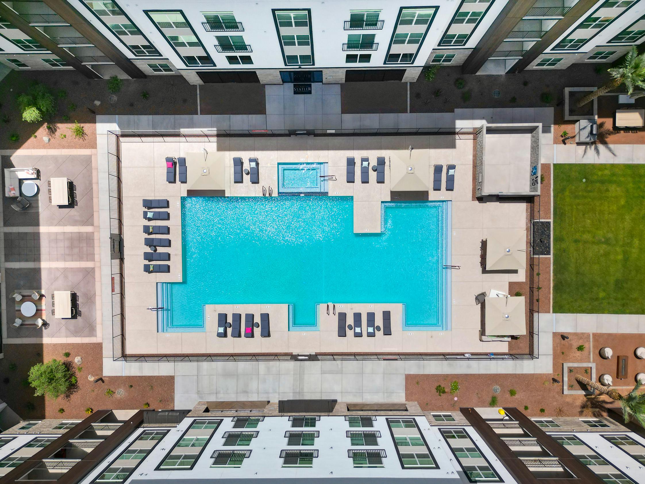 The Statler – photo 2