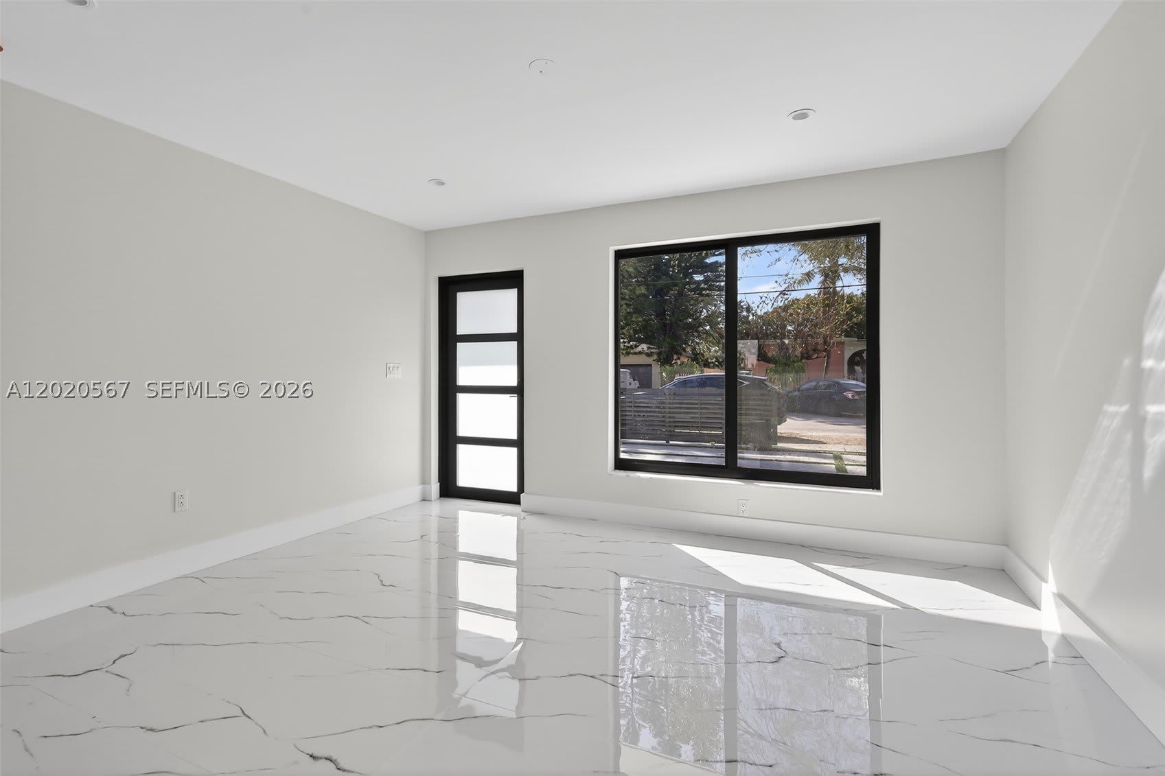 53 NW 68th St – photo 2