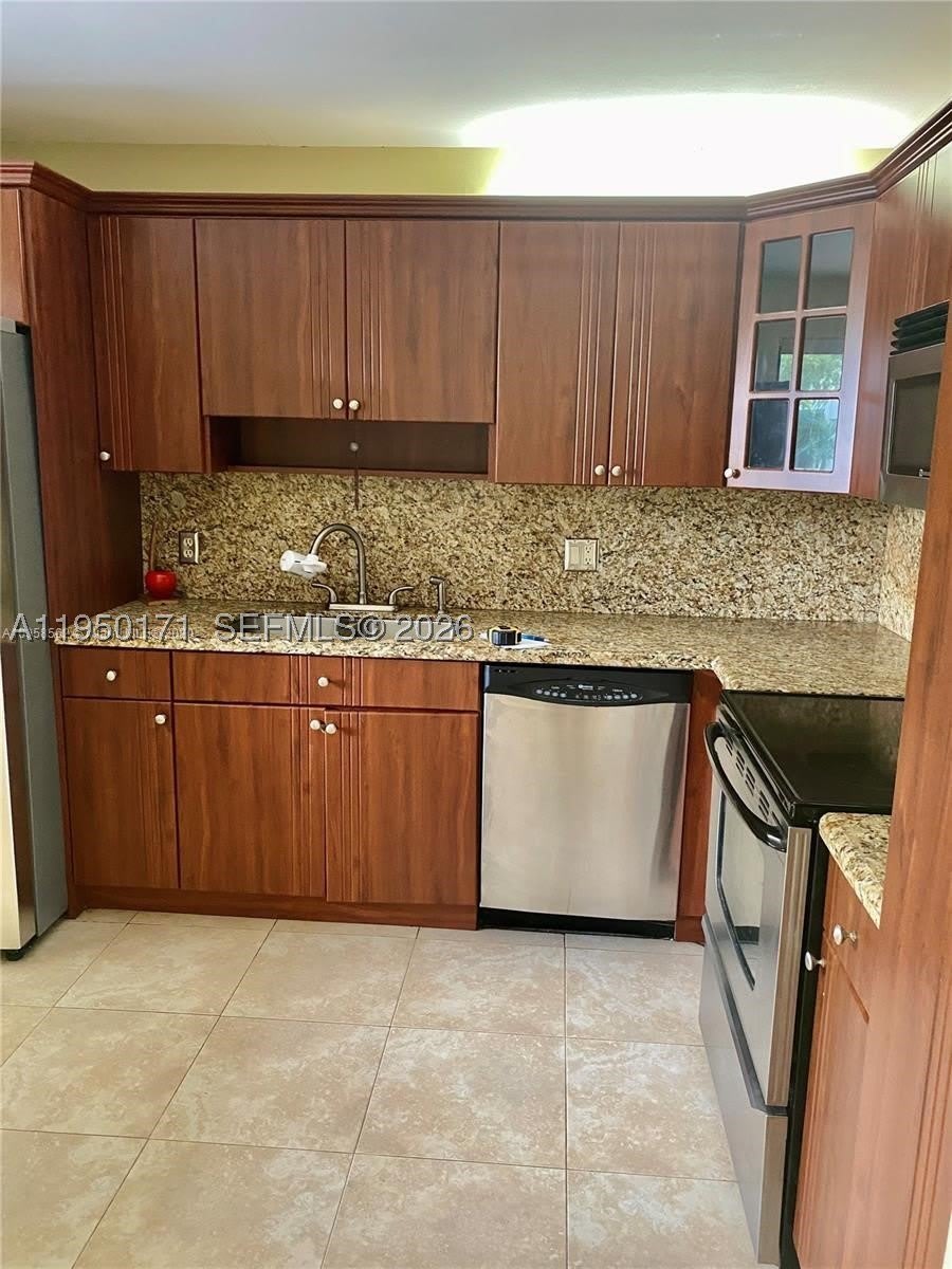 16541 Blatt Blvd – photo 1