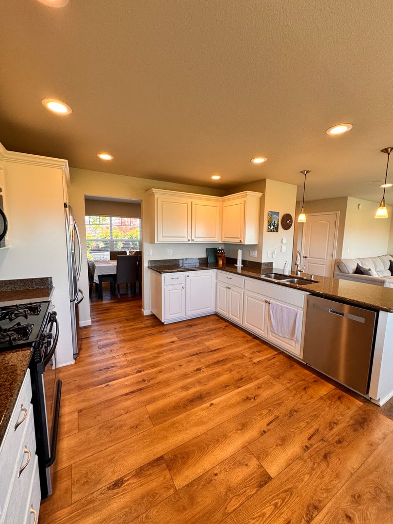 Granite Ridge 3 bedroom home with an office – photo 2