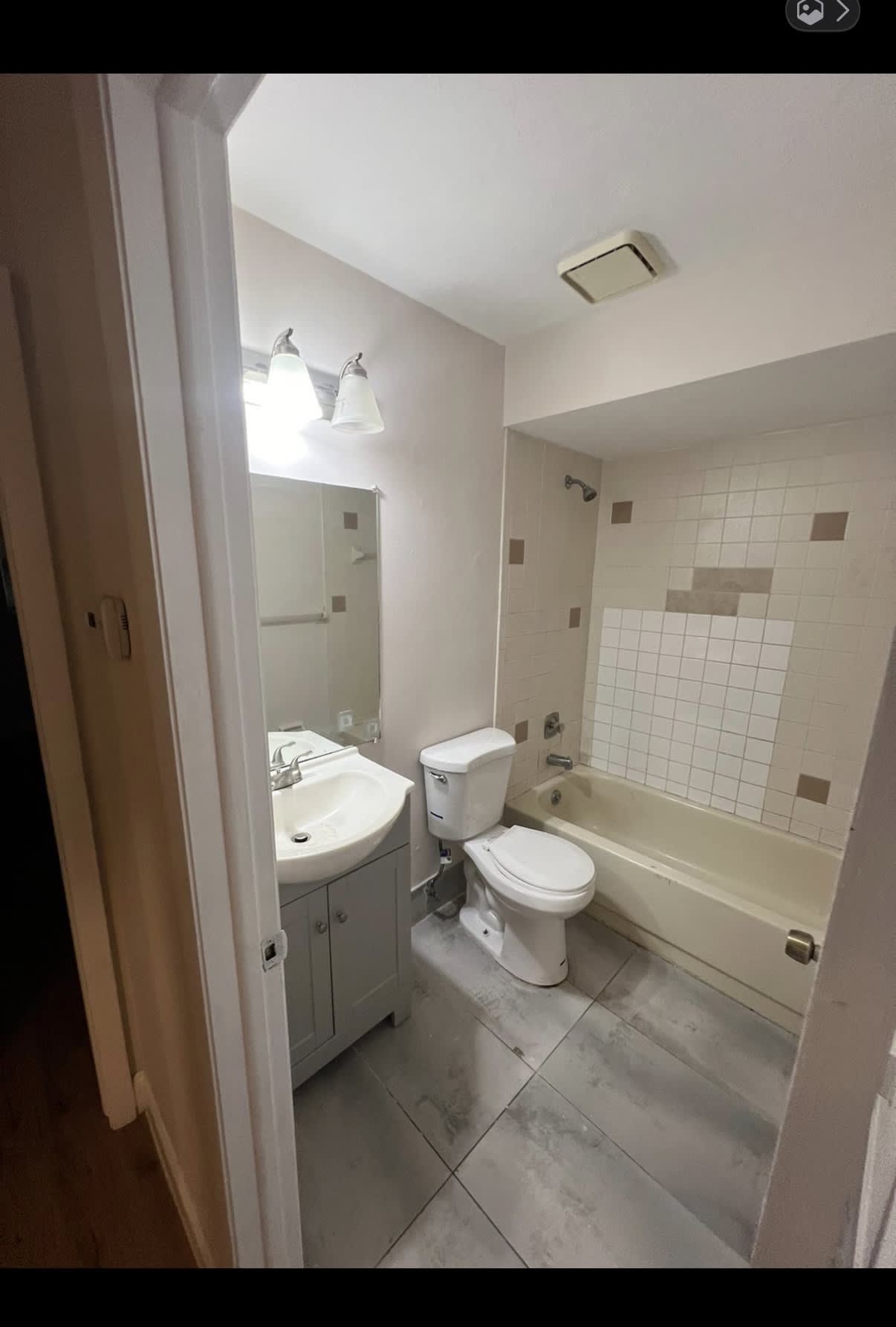 1019 Se 23rd Pl – photo 2