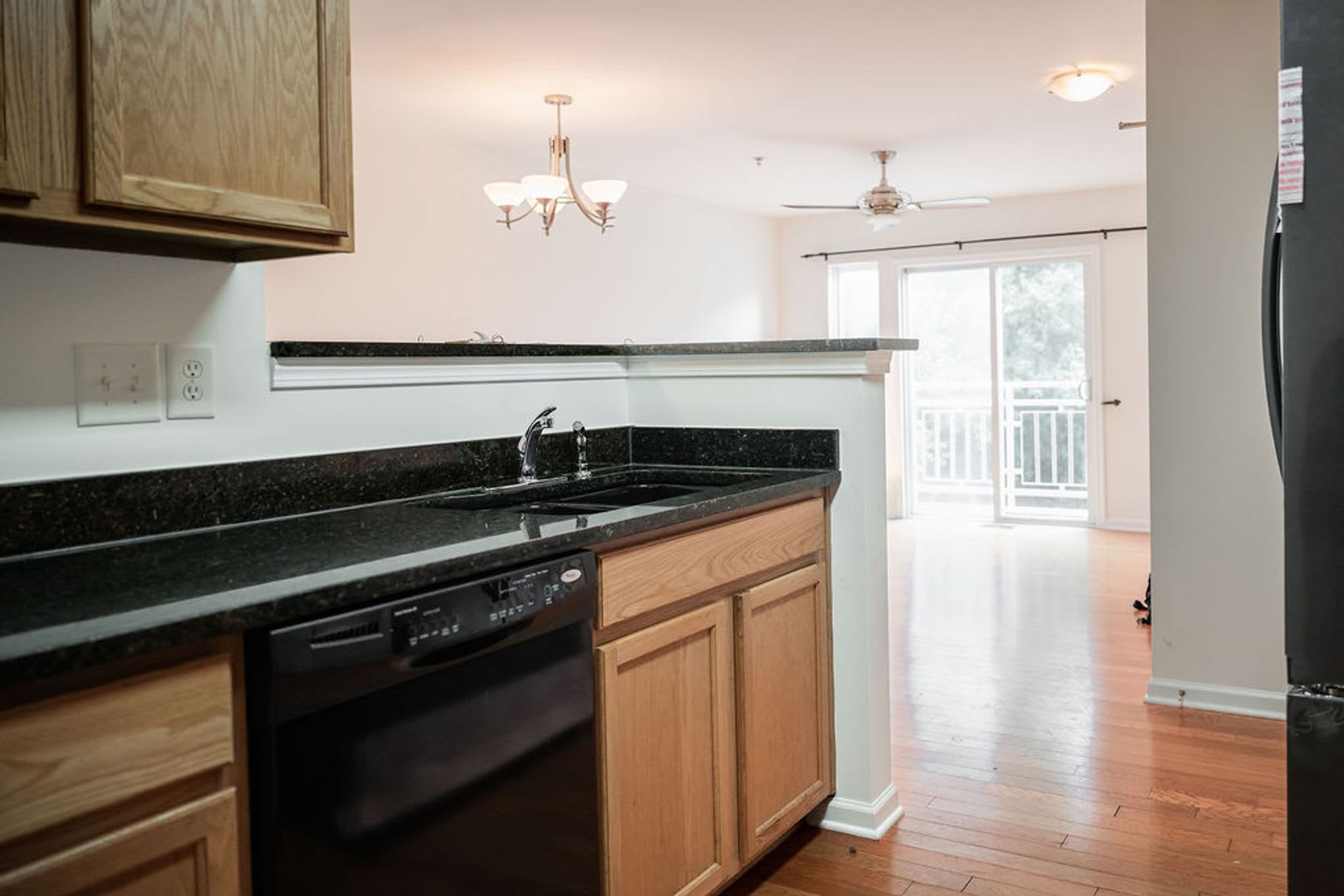 Stylish Condo with Dual Primary Suites and Community Pool – photo 5