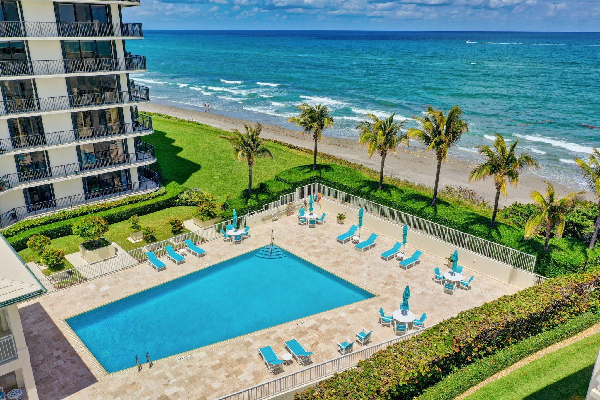 400 Beach Road – photo 2