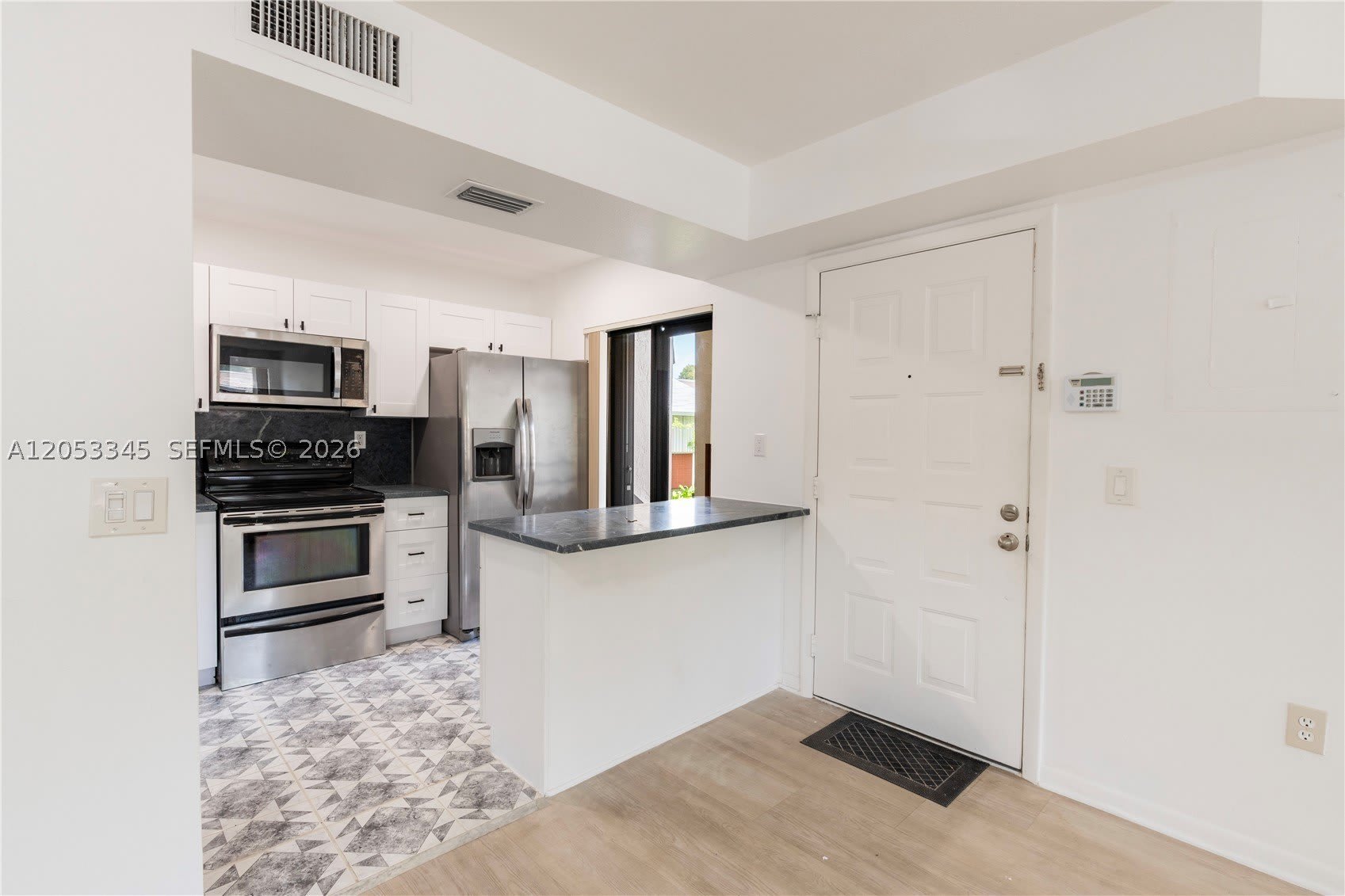 20260 NE 3rd Ct – photo 4