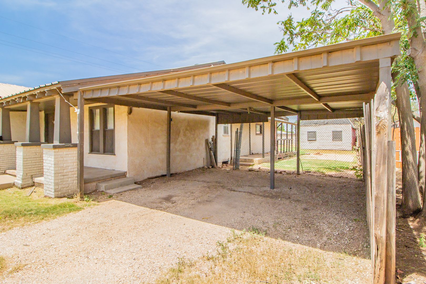 Remodeled 3/2 In Slaton – photo 3