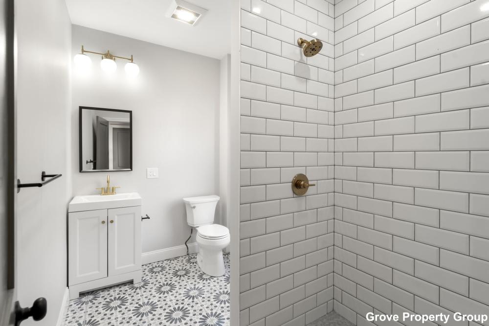531 East 5th – photo 2