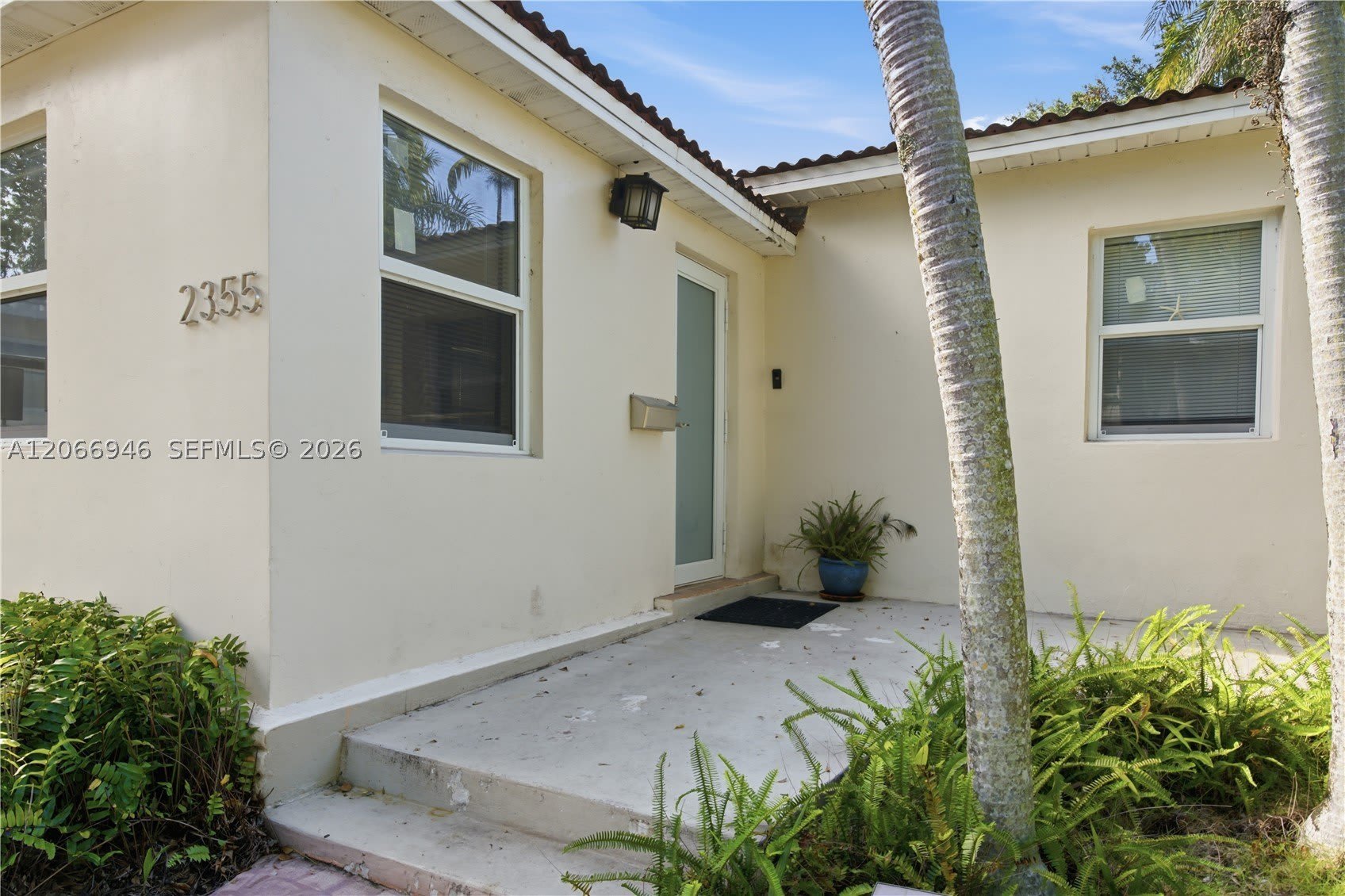 2355 Overbrook St – photo 4