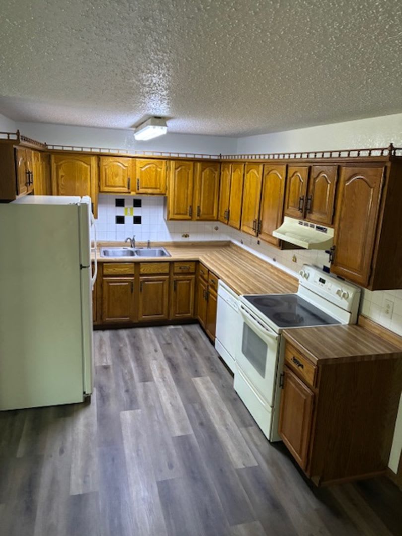 1720 North Grandview Lane – photo 4