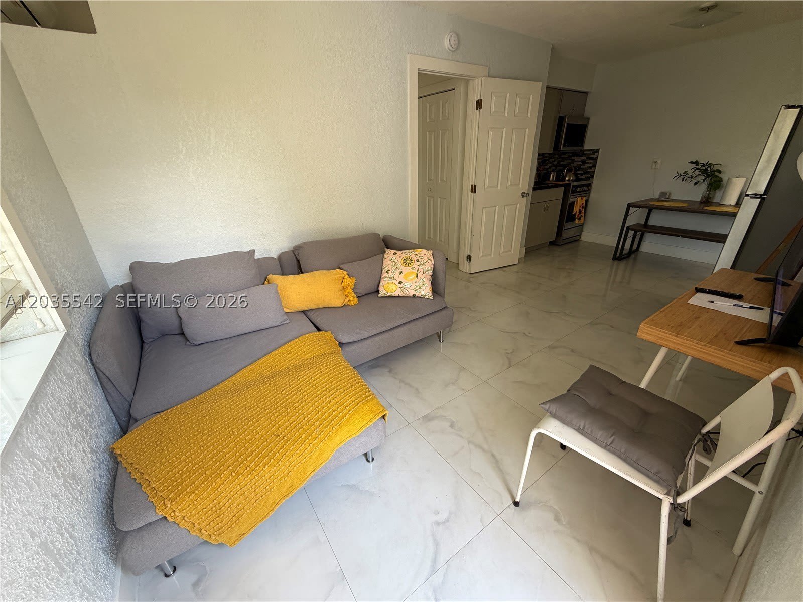 645 Ne 35Th St – photo 5