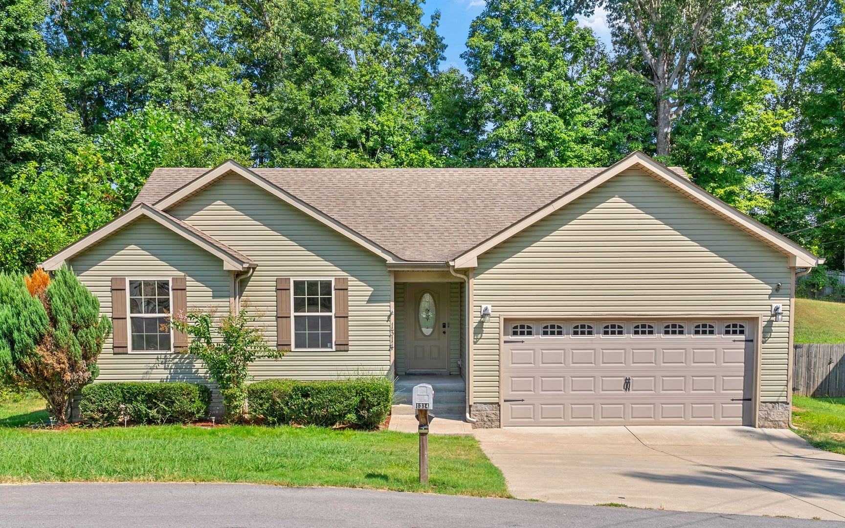 1314 Hand Drive – photo 2