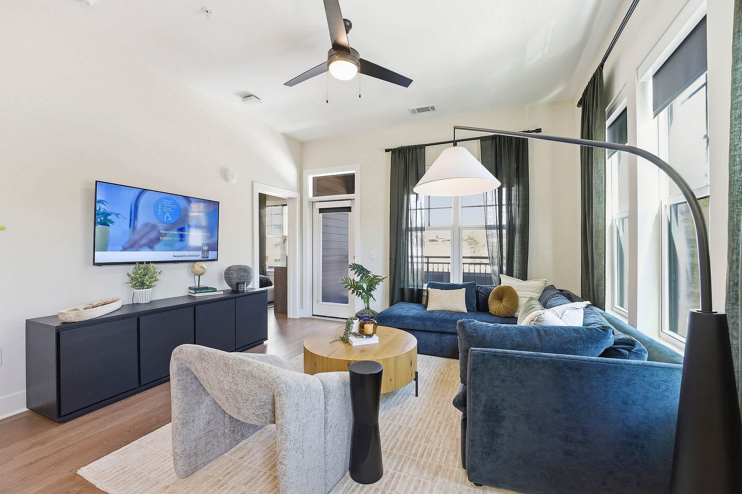 AMLI Brookhaven Apartments – photo 5