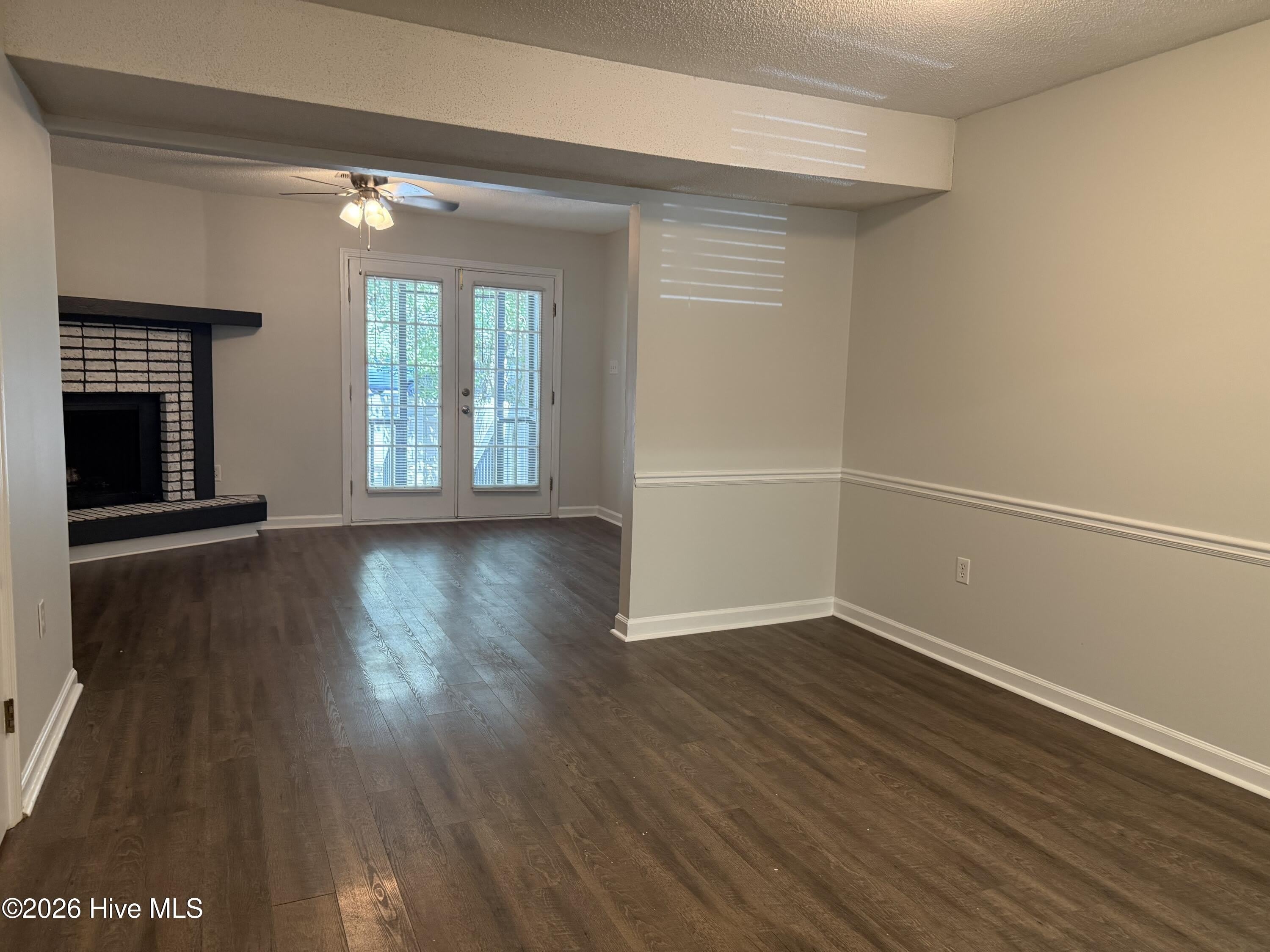 3127 N Village Court N – photo 3