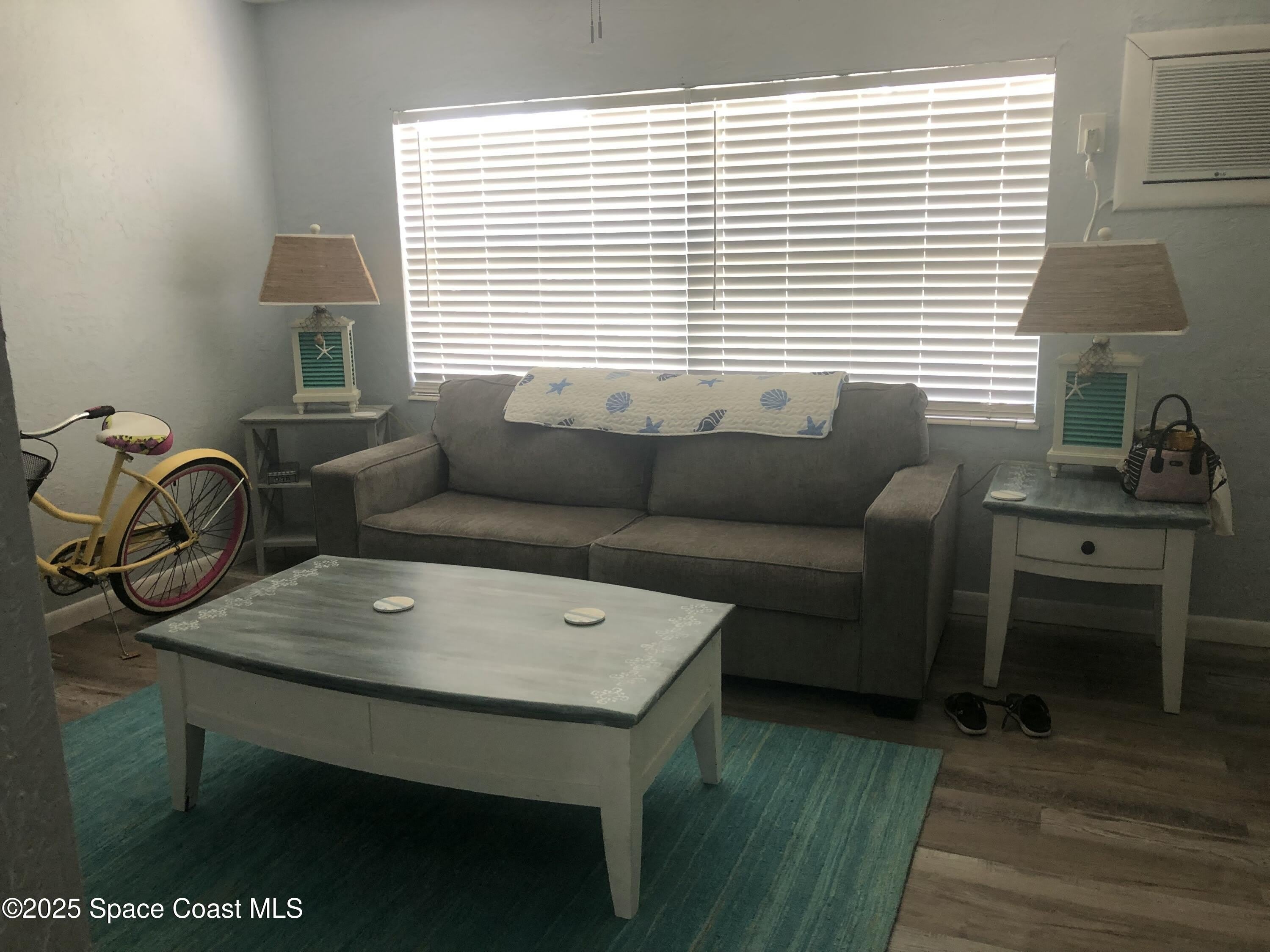 380 N Brevard Avenue – photo 2