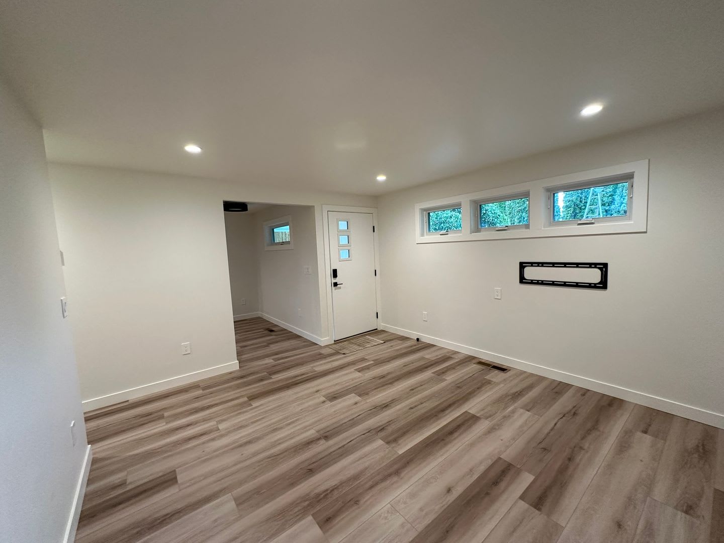 2 Bedroom Home For Rent In Hood River – photo 3
