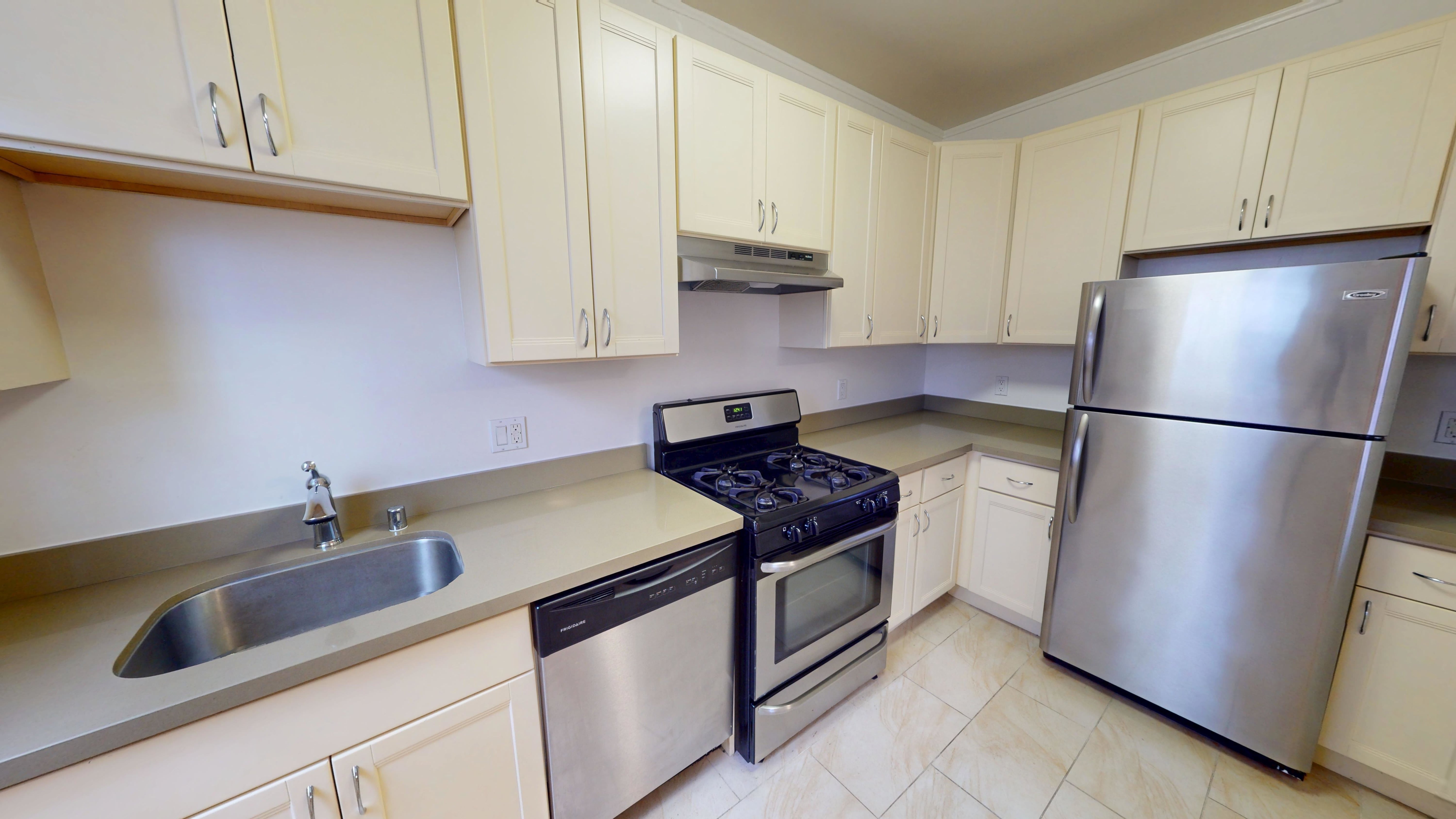 655 Stockton Street – photo 2