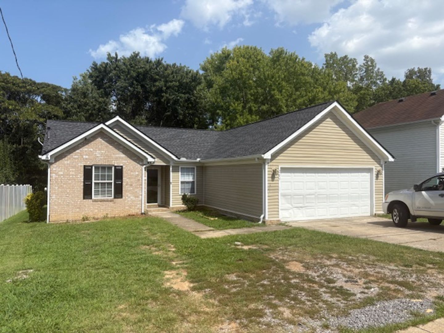 COMING SOON-209 Bill Stewart Blvd, 1250sf, 3BR/2BA + garage – photo 1
