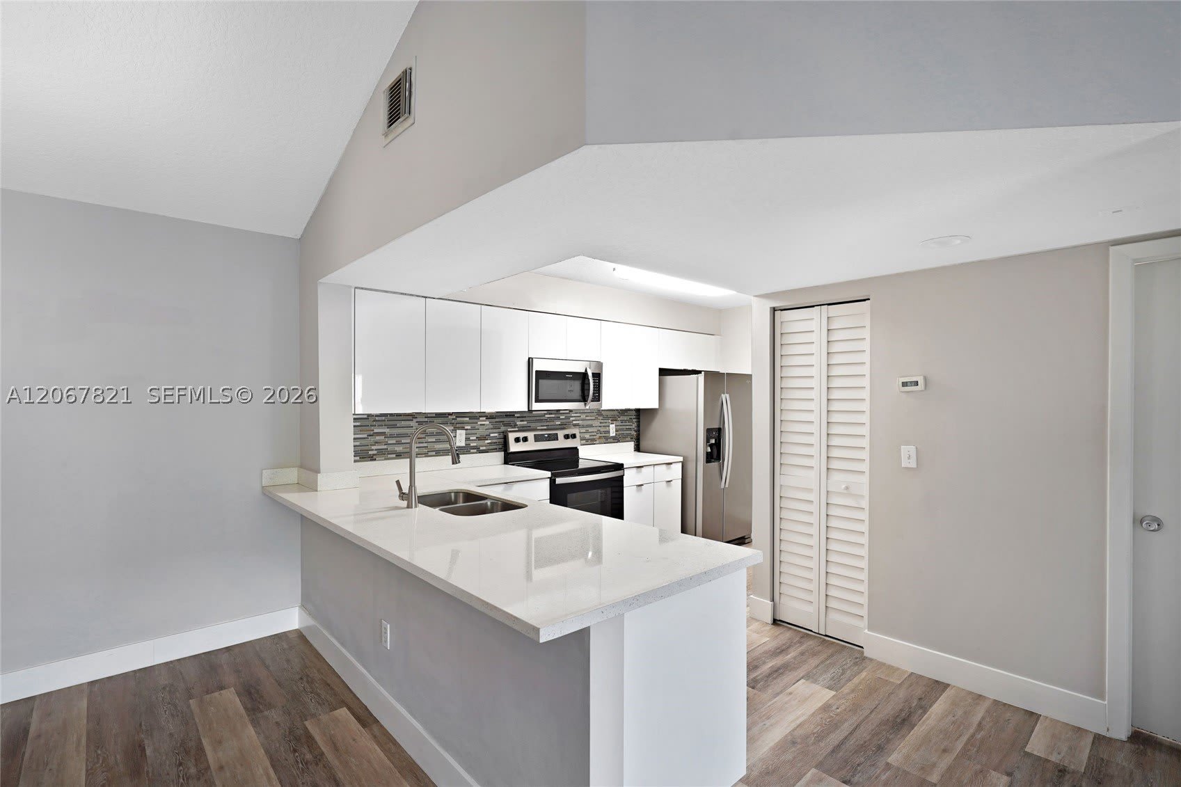 18840 NW 57th Ave – photo 3