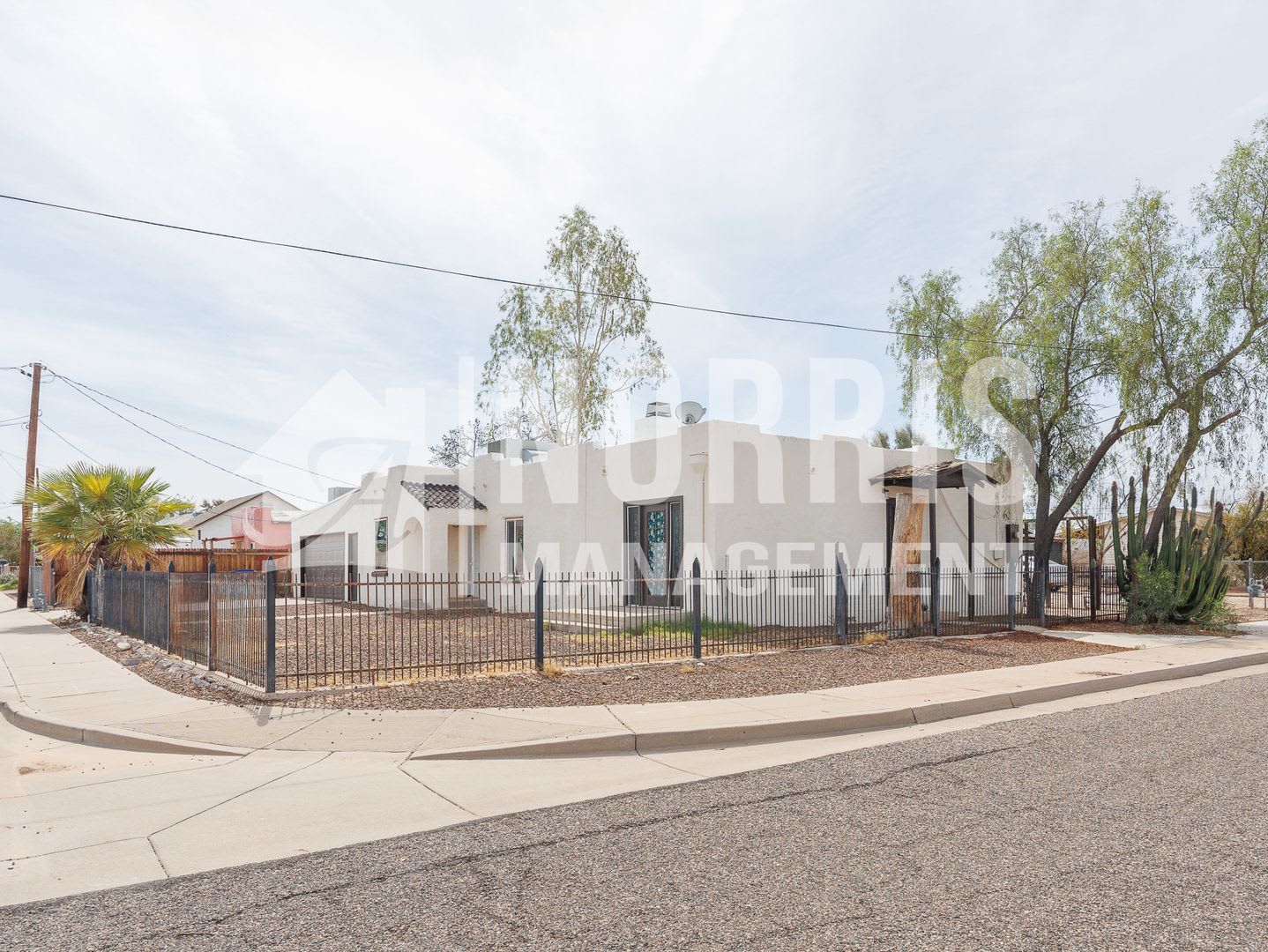 Corner Lot Home in the City of Florence – photo 4