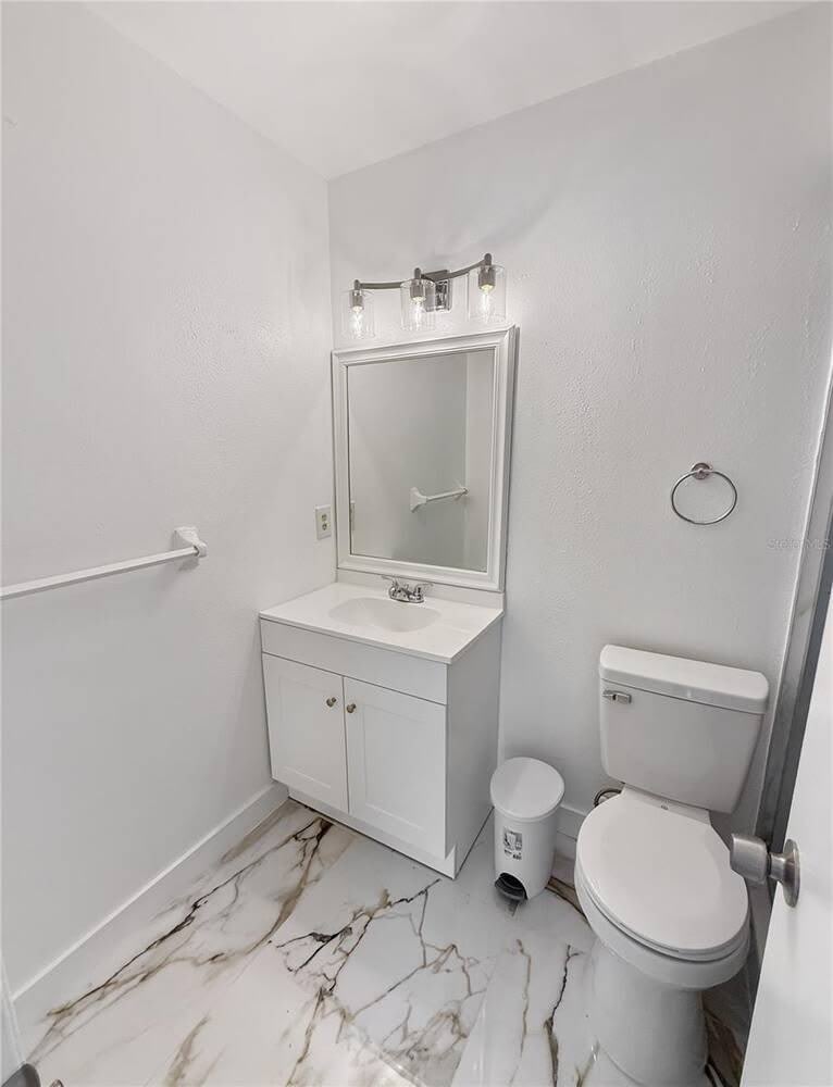 568 Bitterwood Ct – photo 5