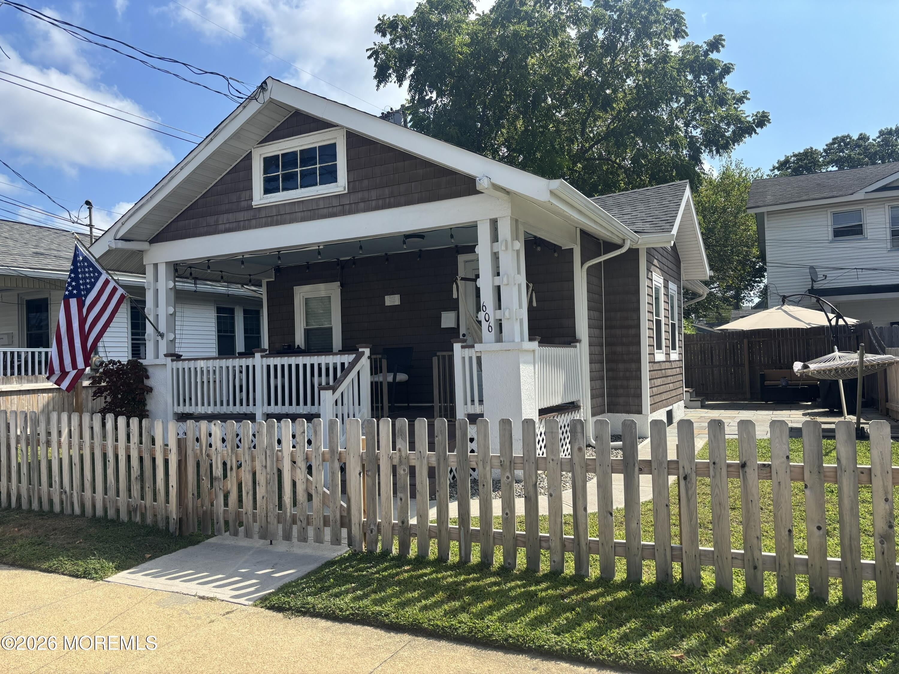 606 Hammond Avenue – photo 2