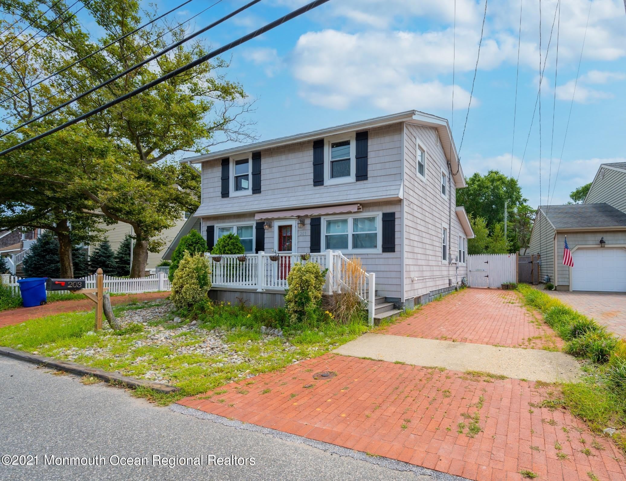 203 Bridge Avenue – photo 2