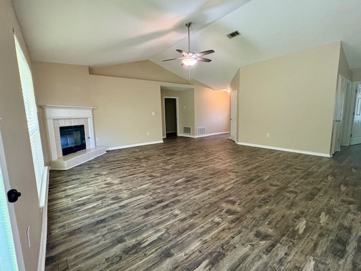 3-Bedroom Home for Rent in Indian Woods – photo 3