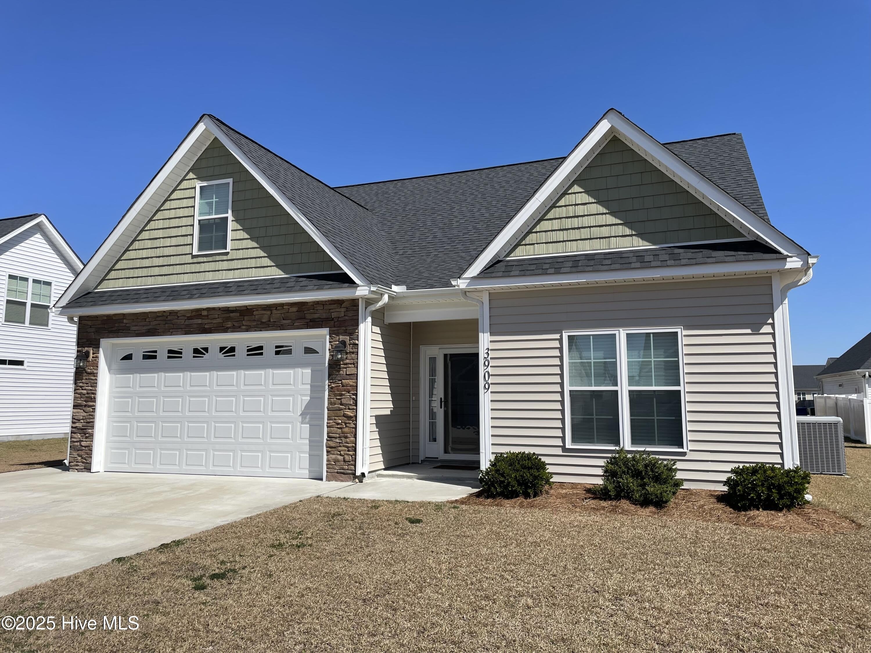 3909 Pensacola Drive – photo 1