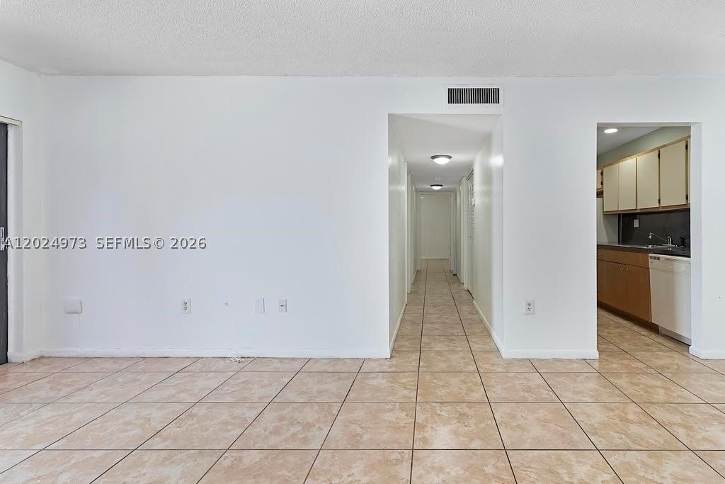 7403 Sw 152Nd Ave – photo 4