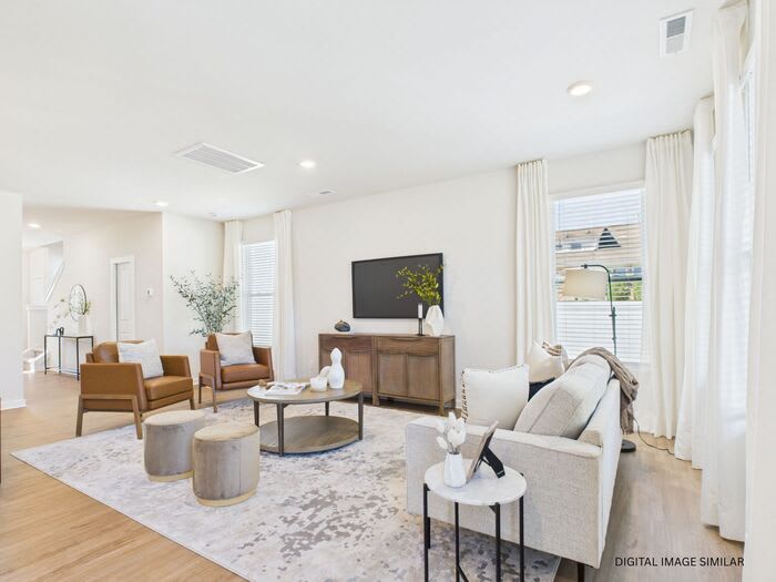 311 Kings Drive – photo 5