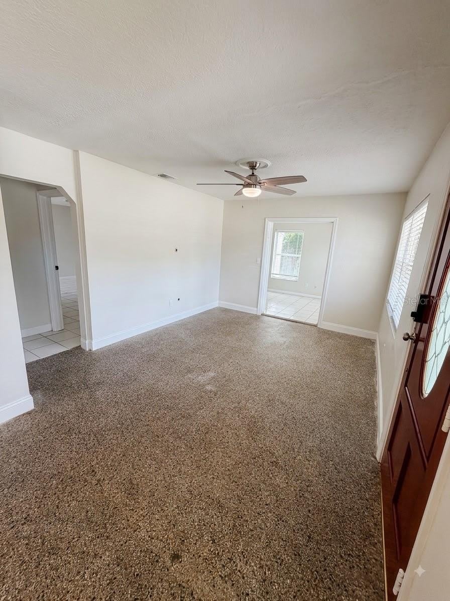 2119 W HENRY Avenue – photo 3