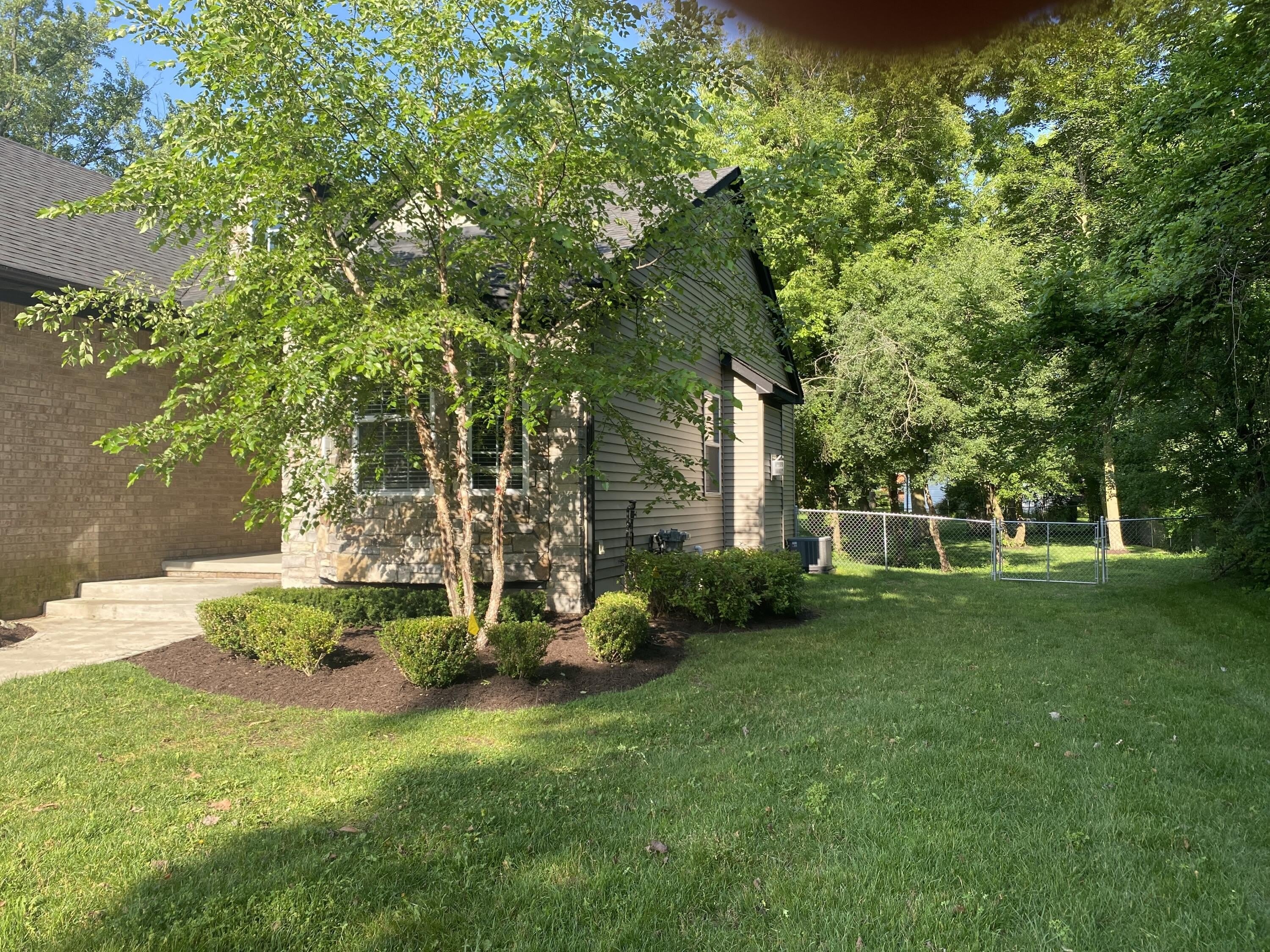 9915 Wayne Road – photo 2