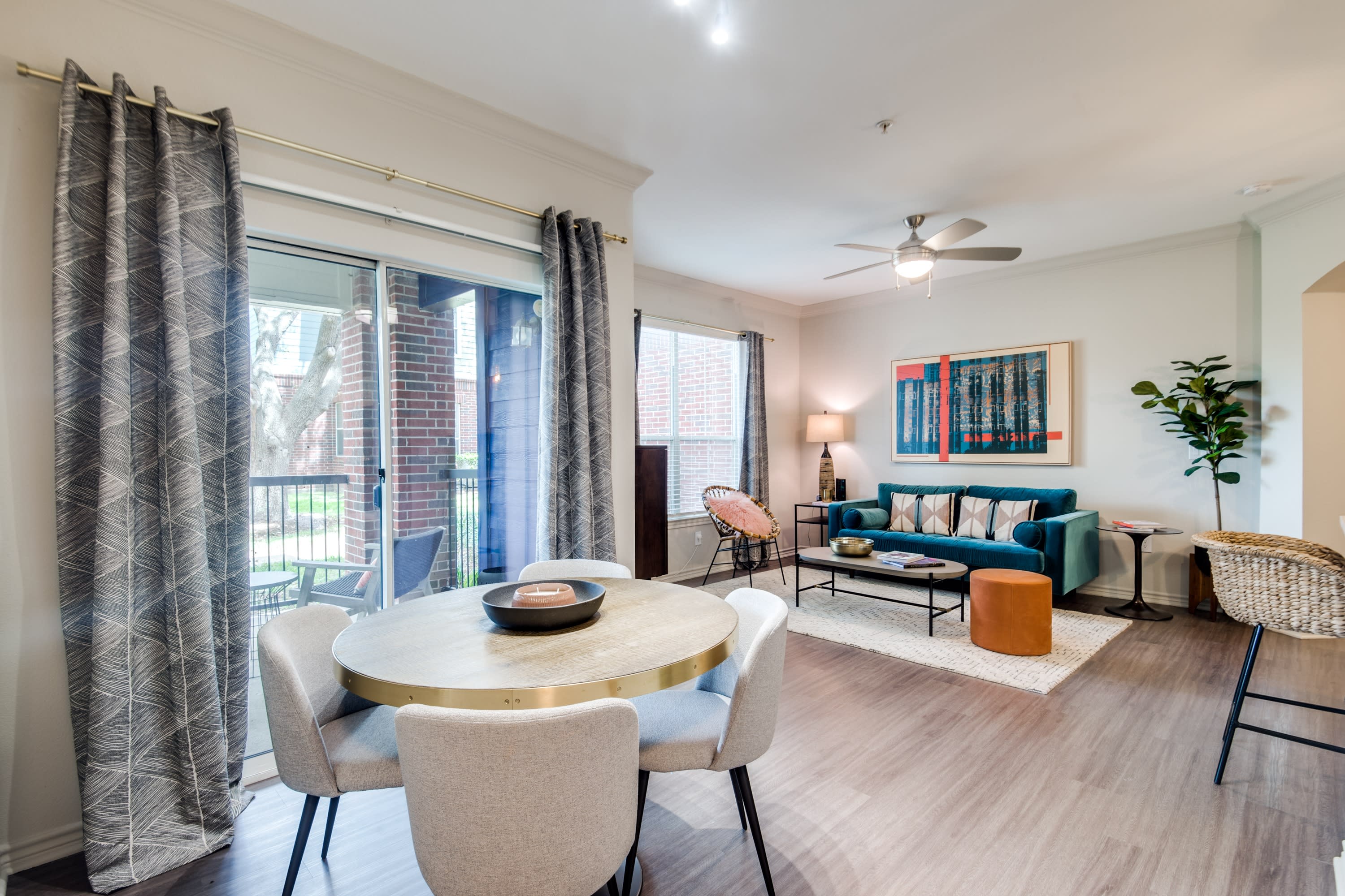 Aventura on Briar Forest – photo 5