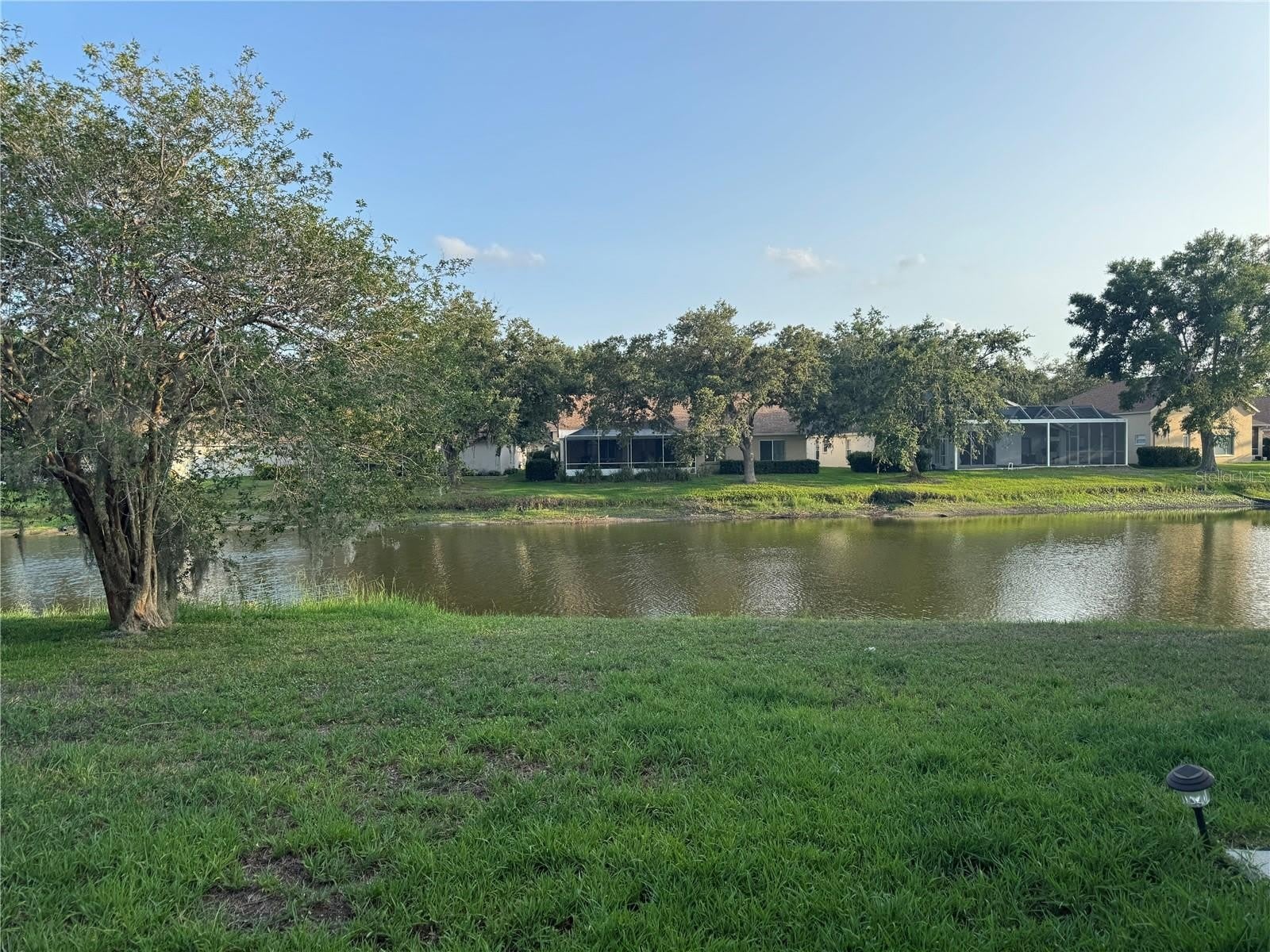 10207 QUAILS LANDING Avenue – photo 2