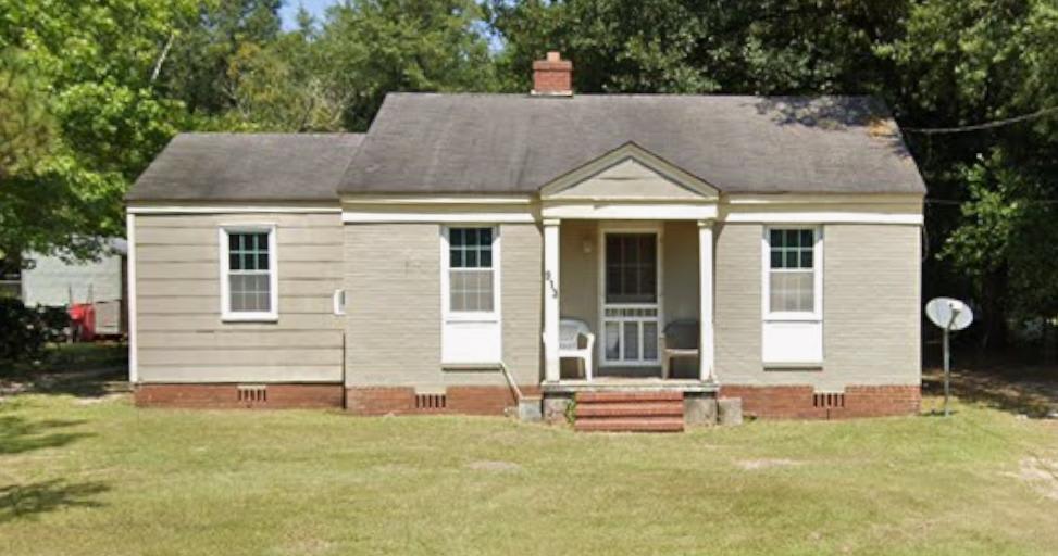 913 West Moore Street – photo 1