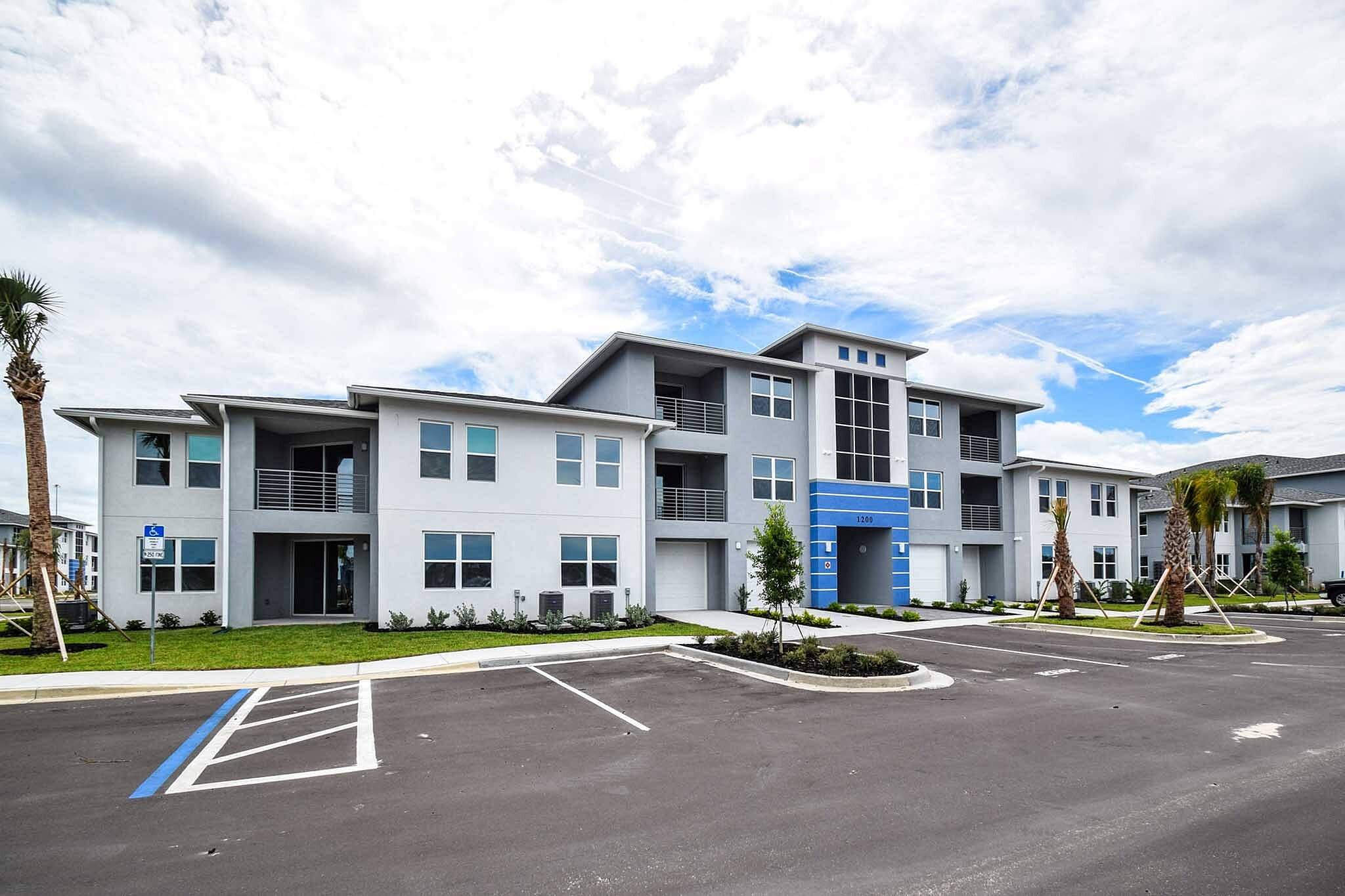The Solera at Kendall West – photo 4