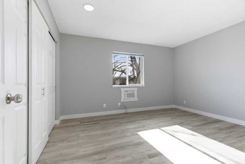 6625 North Standard Street – photo 5